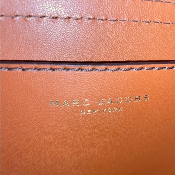 Marc Jacobs Leather Small Bucket Bag - Picture 16 of 16